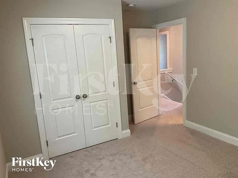 2041 Samantha Dr — Photo 13