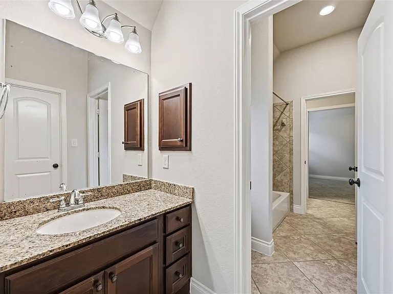 27707 Lodgemist Ct — Photo 34