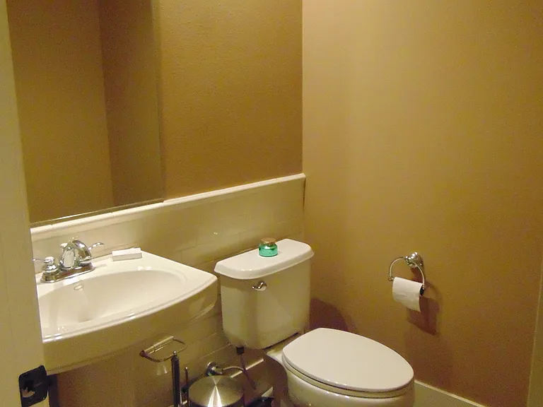 676 SW Trillium Creek Ter — Photo 9