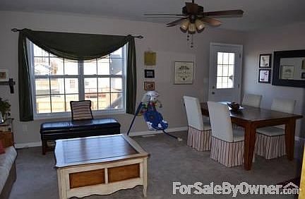First floor 1/2 bath