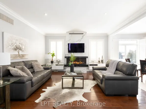 66 Stonesthrow Cres, Uxbridge, ON L0C 1A0