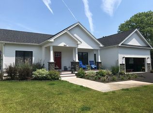 2027 Matunuck School House Rd, South Kingstown, RI 02879