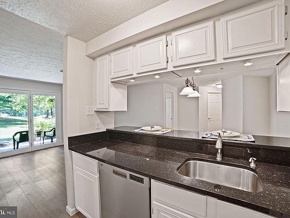 5th image of 18700 Caledonia Ct APT B