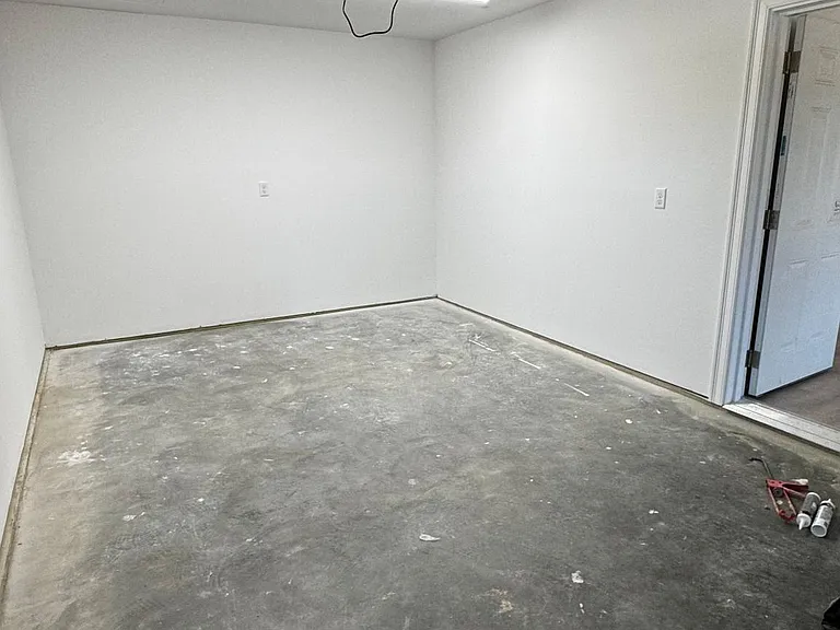 657 Pinetree Rd — Photo 21