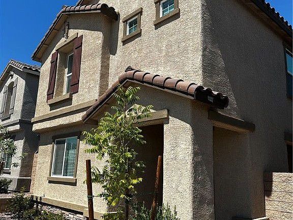 3rd image of 10591 Sariah Skye Ave