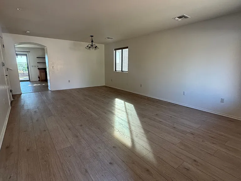 318 S Princess Erica Dr — Photo 8
