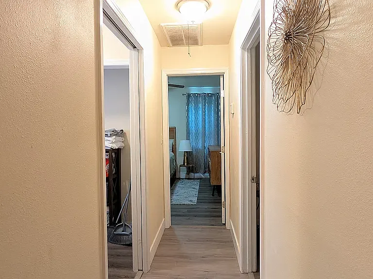 1 bed, 650 sqft, $1,500 — Photo 4