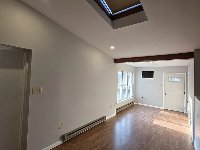 124 N Main St #3 — Photo 3