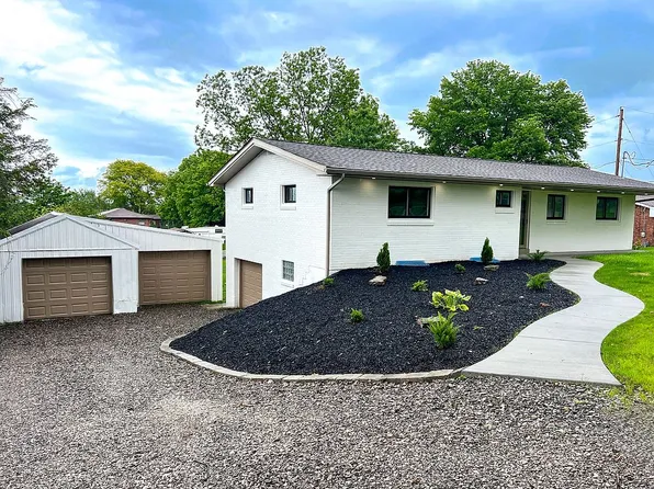 7811 Kifer Ln, Irwin, PA 15642