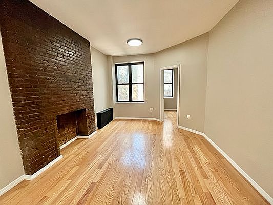 1st image of 227 E 5th St APT 4RW