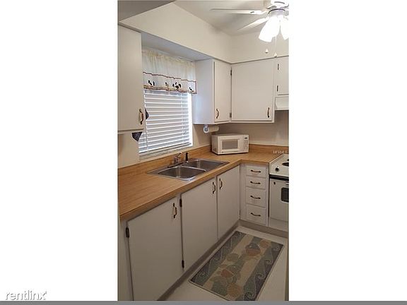 4502 Kitchen