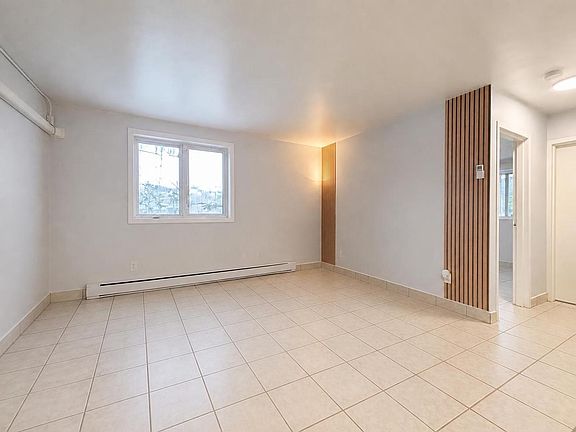 5th image of 471 Tecumseh Rd W Unit 308