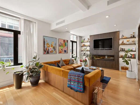 47 Bridge Street image 1 of 15