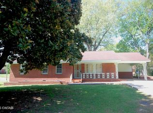 422 Morris Cir, Humboldt, TN 38343