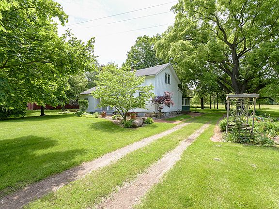 2nd image of 9266 Miller Dr