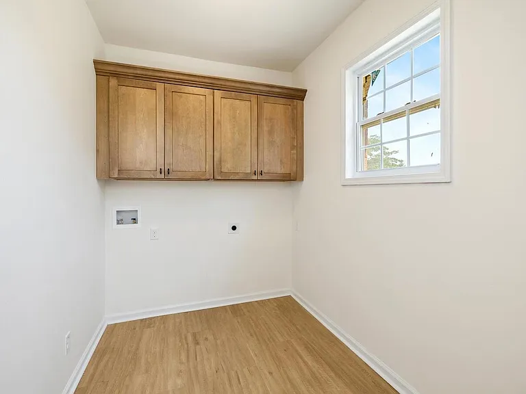 2090-4 Bridge Ct — Photo 18