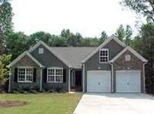 236 Blackberry Ln, Pendergrass, GA 30567