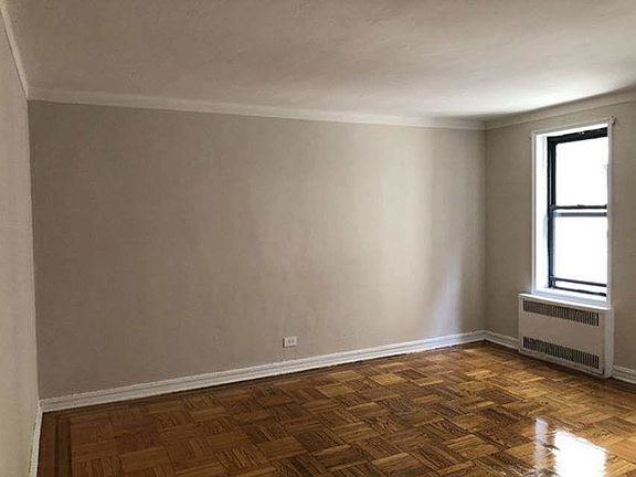 5th image of 40-15 Hampton St #3C