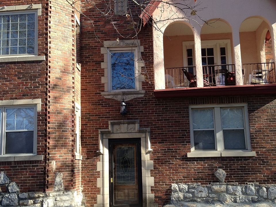 1st image of 4333 Roanoke Pkwy APT 1S