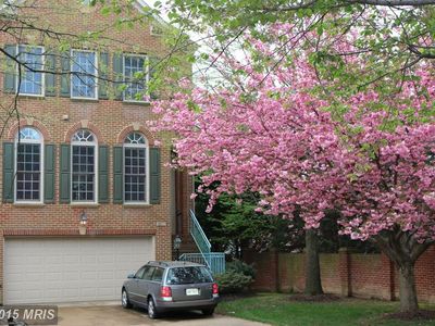 9927 Trosby Ct, Vienna, VA, 22181