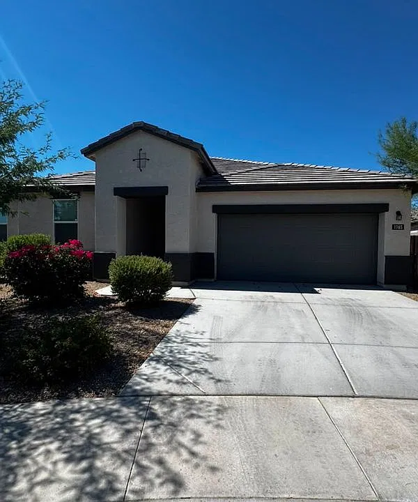 1165 W Beacon Ct