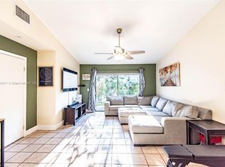 895 SW 120th Way, Davie, FL 33325