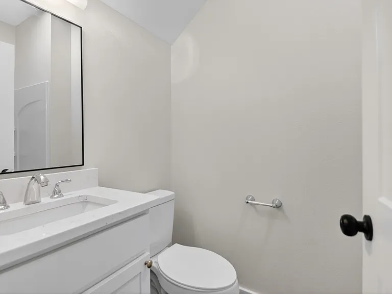 1207 W 7th St #D — Photo 11