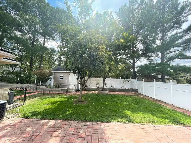 3515 Merrills Park Dr NW #B — Photo 13