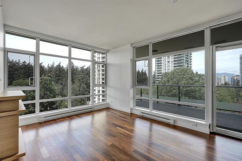 Burnaby Apartment for rent - 2 Bedrooms — photo 10