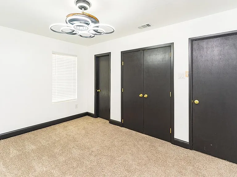 4209 Redbud Ave — Photo 30