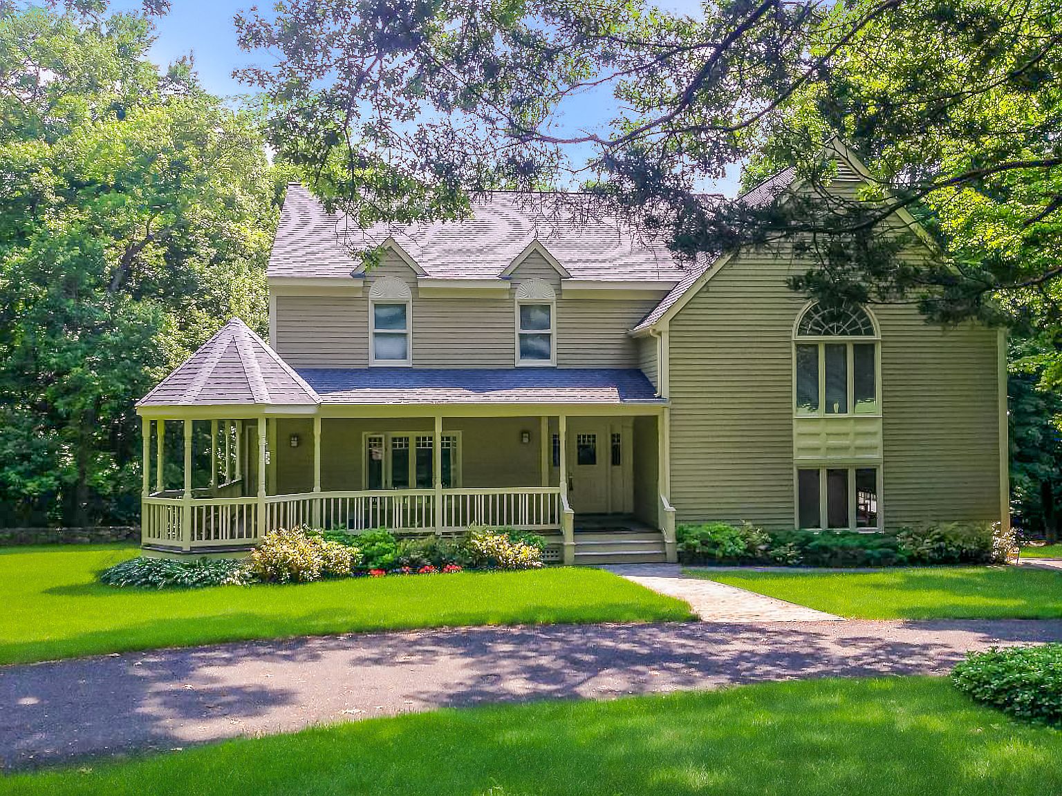 90 Silver Hill Rd, Ridgefield, CT 06877 | Zillow