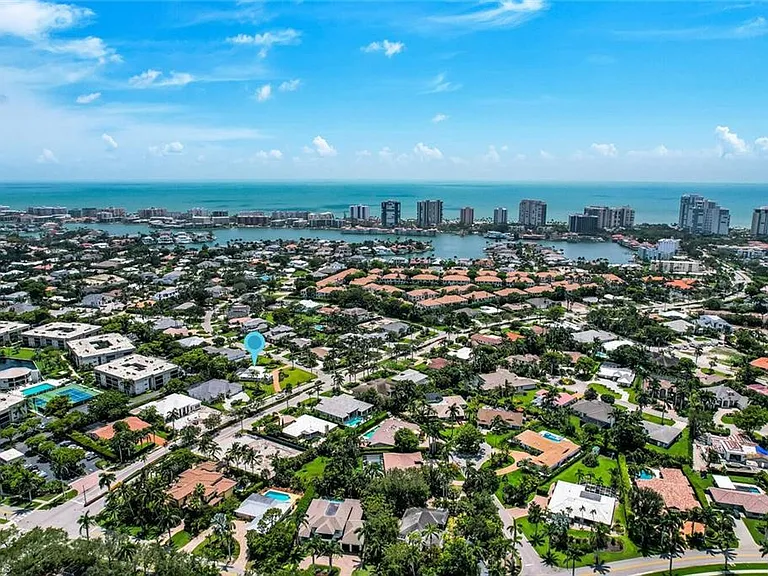 740 Park Shore Dr — Photo 34