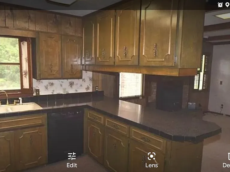 805 S Dean Rd — Photo 5
