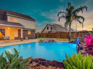 14007 Martinique Ln, Mont Belvieu, TX 77523