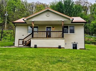 112 Patti Ln, Aliquippa, PA 15001