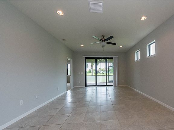 4th image of 4478 Beauty Leaf Cir