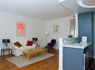 2242 Las Colinas Ave APT 201, Los Angeles, CA 90041