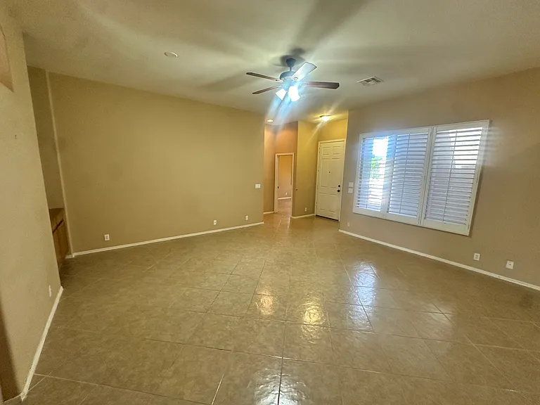 10447 E Florian Ave — Photo 3