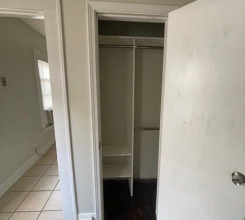 4th image of 2138 Crittenden Dr