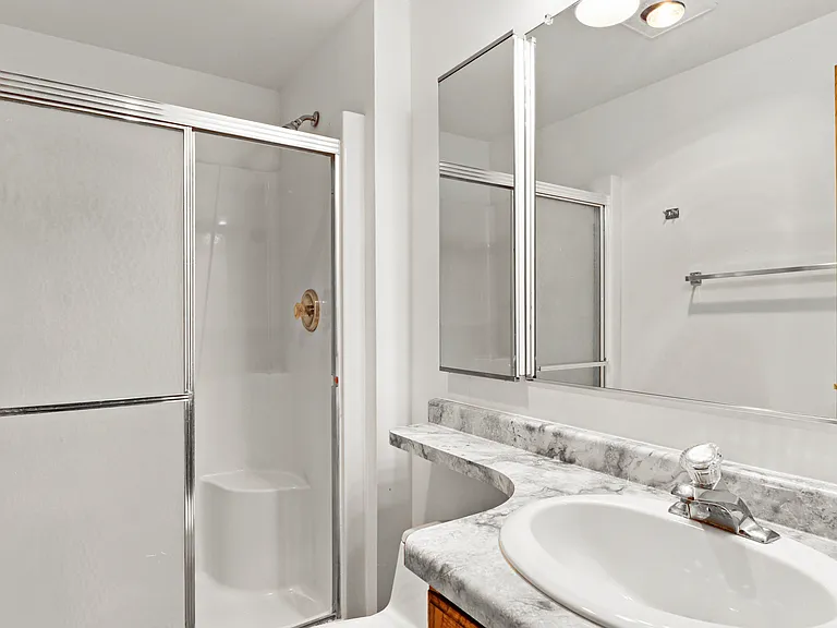 987 3rd St #987 — Photo 9