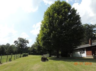 695 Wise Rd, Brandenburg, KY 40108