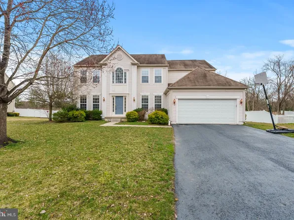 464 West Ave, Delanco, NJ 08075