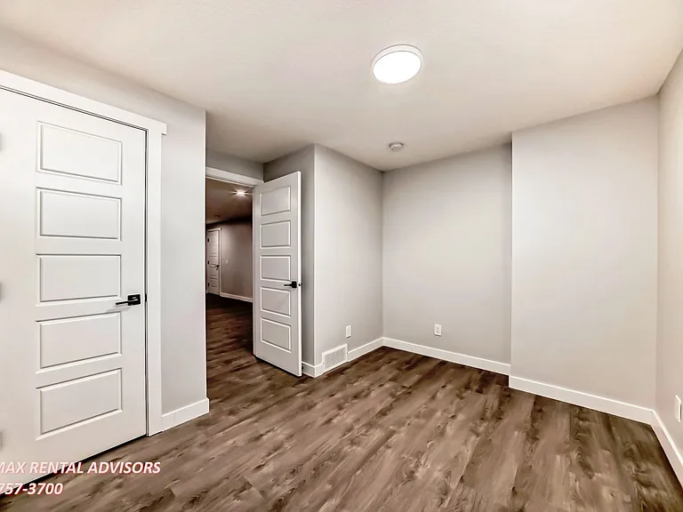 404 Lucas Blvd NW #BASEMENT — Photo 12
