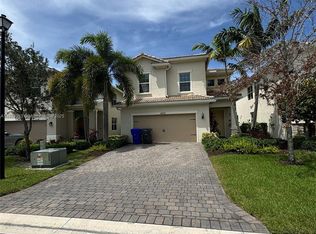 4255 Large Leaf Ln, Hollywood, FL 33021