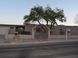 2220 W Rainbow Ridge Rd, Tucson, AZ 85745