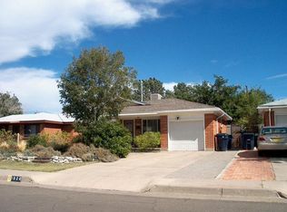 1020 Kentucky St SE, Albuquerque, NM 87108