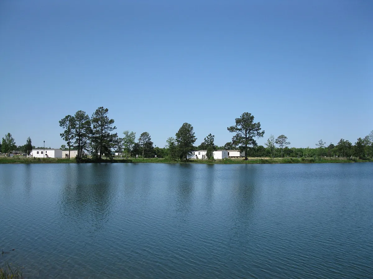 Building Photo - 5595 Highway 90 E #85