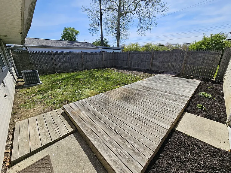 4910 Barlow Dr — Photo 13