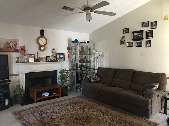 2nd image of 2877 Ashby Glen Pl