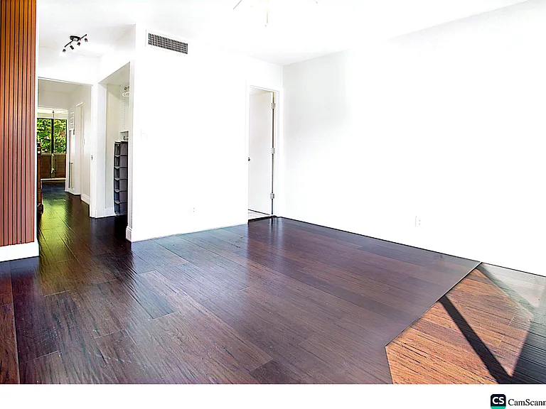 1531 SE 15th St #5 — Photo 15